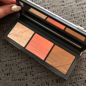 MAC Shiny pretty things face compact - Fair